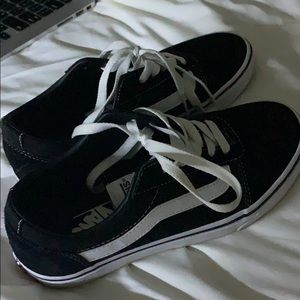 Black and White vans